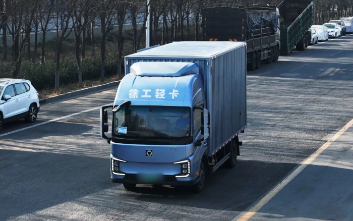 不只大货厢，豪利777汉界轻卡凭诸多优势感动客户
